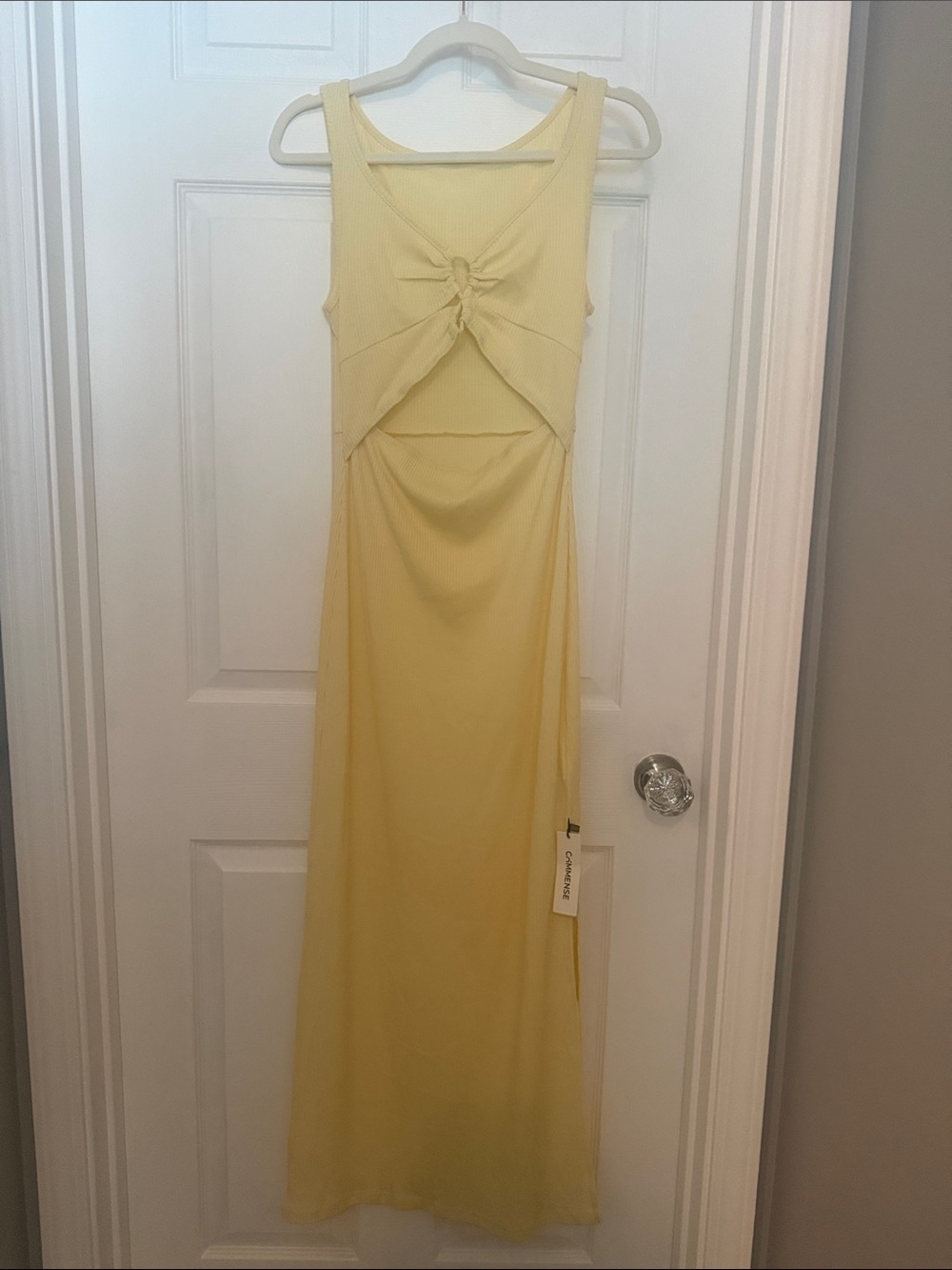 Commense Sleeveless Cutout Maxi Dress with side slit in Pale Yellow Size XS NWT - Picture 4 of 5